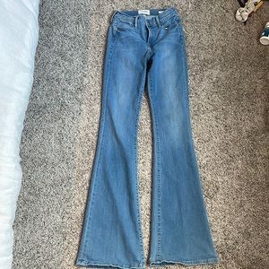 Frame; Le flare jean